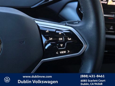 Used 2023 Volkswagen ID.4 Pro RWD image 18