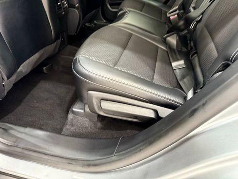 New 2024 Ford Escape SE image 16