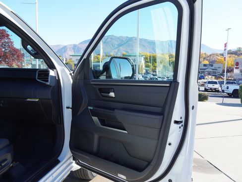 New 2026 Toyota Tundra Platinum w/ Tow Tech Package image 23