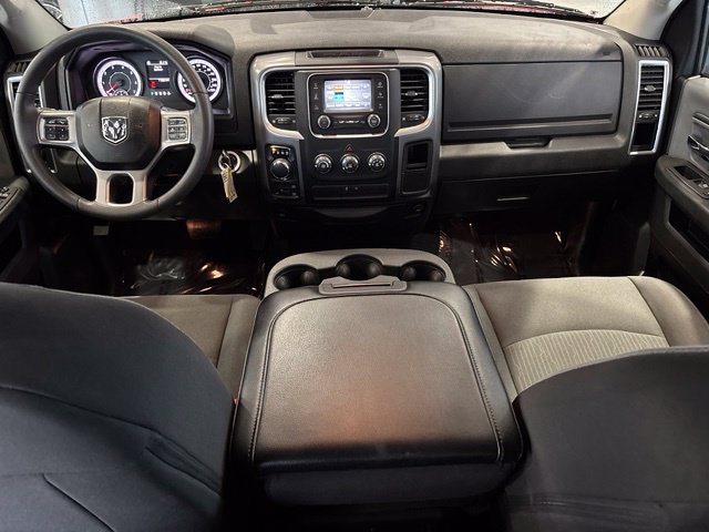 Used 2022 RAM 1500 Classic SLT AWD/4WD image 22
