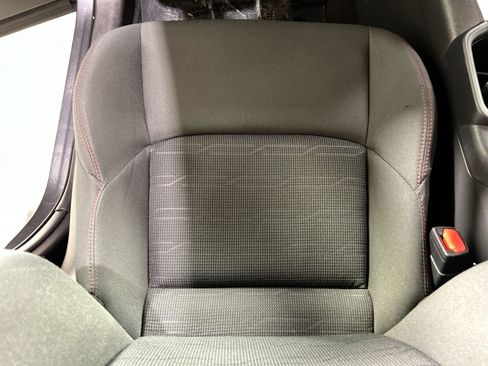 Used 2023 Toyota RAV4 SE w/ Weather & Moonroof Package image 21