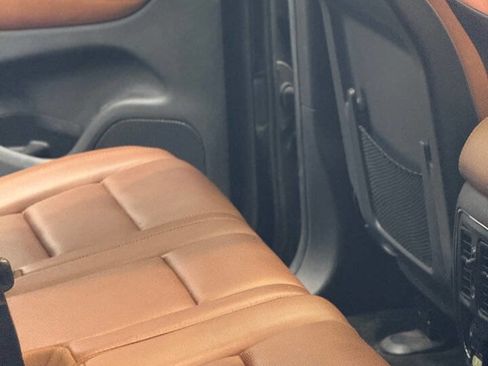 Used 2012 Jeep Grand Cherokee Overland Summit AWD/4WD image 13