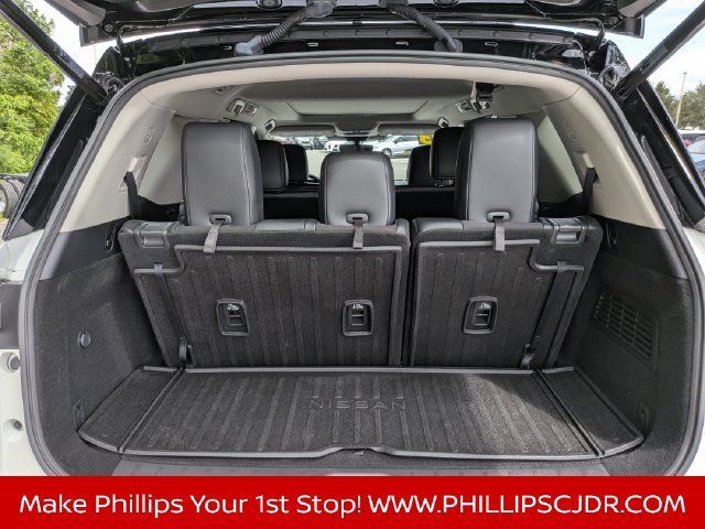Used 2023 Nissan Pathfinder Platinum w/ Cargo Package AWD/4WD image 12