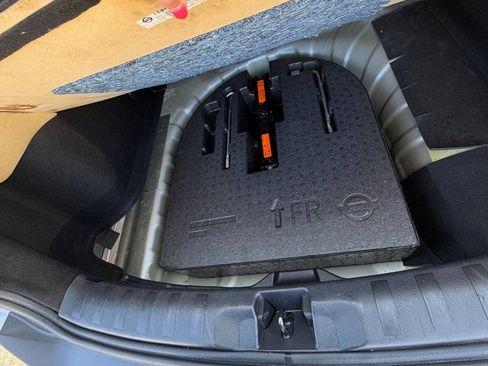 Used 2019 Nissan Kicks S FWD image 30