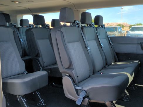 Used 2024 Ford Transit 350 XLT RWD image 25