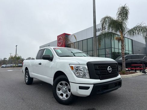 Used 2022 Nissan Titan S image 1