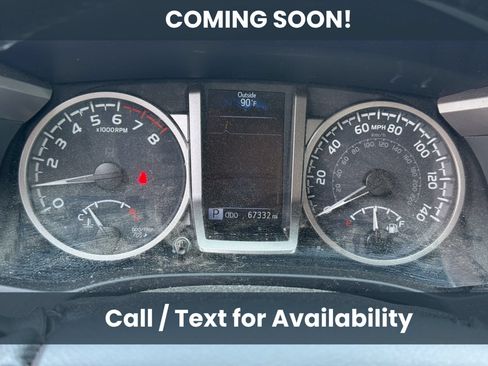 Used 2022 Toyota Tacoma SR5 w/ Black Out Package (TMS) AWD/4WD image 8