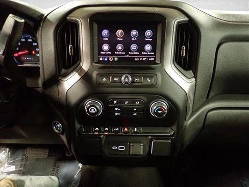 Used 2022 Chevrolet Silverado 1500 Custom image 14