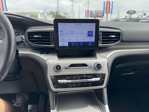 Certified 2023 Ford Explorer XLT w/ Equipment Group 202A RWD image 21