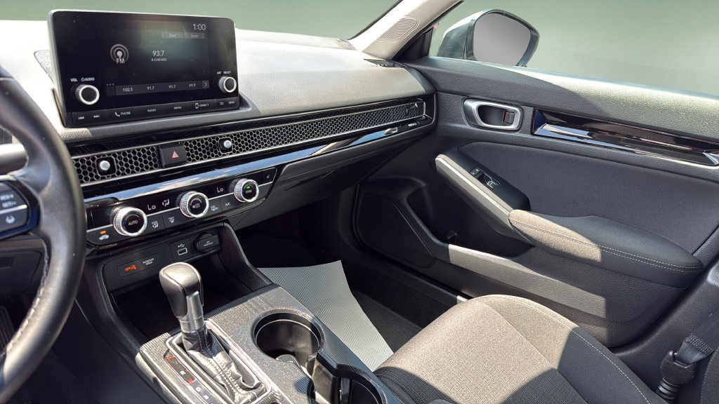 Used 2023 Honda Civic EX image 18