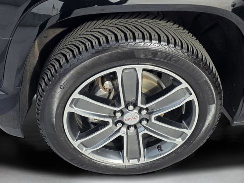 Used 2019 GMC Acadia Denali w/ Technology Package image 41