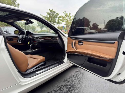 Used 2011 BMW 328i xDrive Coupe image 46