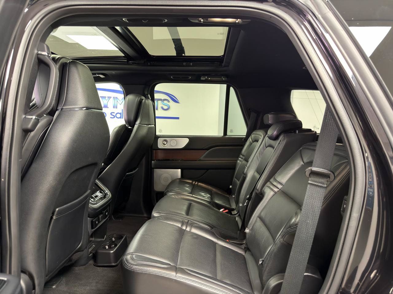 Used 2020 Lincoln Navigator Reserve w/ Luxury Package AWD/4WD image 31