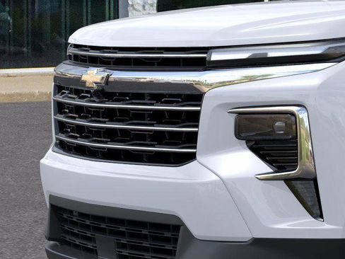 New 2025 Chevrolet Traverse LT image 13
