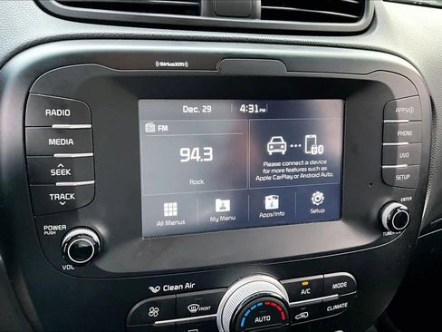 Used 2017 Kia Soul + w/ UVO Package image 29