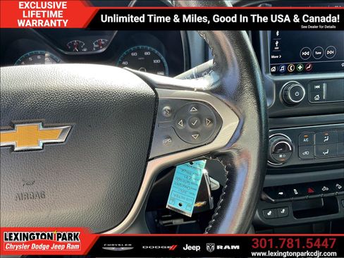 Used 2021 Chevrolet Colorado Z71 w/ Z71 Midnight Edition AWD/4WD image 12