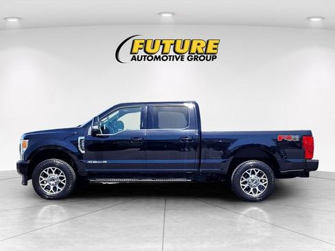 Certified 2022 Ford F250 Lariat w/ Lariat Ultimate Package AWD/4WD image 7
