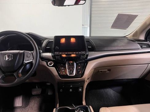 Used 2022 Honda Odyssey Touring image 18