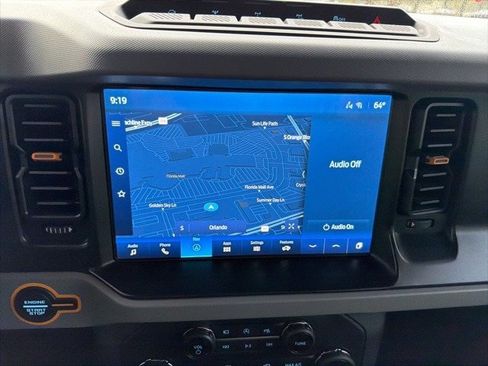 Used 2021 Ford Bronco Badlands image 32