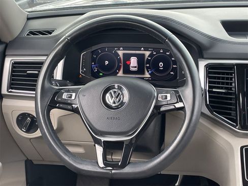 Used 2020 Volkswagen Atlas SEL image 13