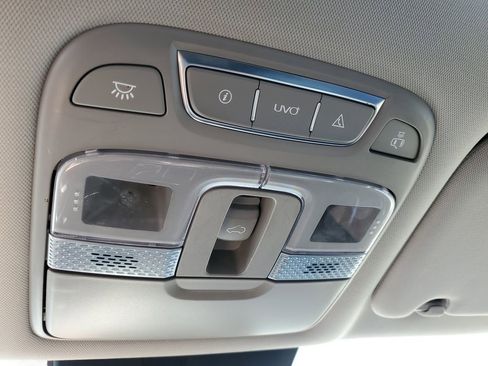 Used 2022 Kia Telluride S AWD/4WD image 36