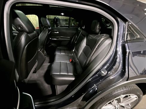 Used 2022 Cadillac XT4 Sport w/ Enhanced Visibility Package FWD image 21