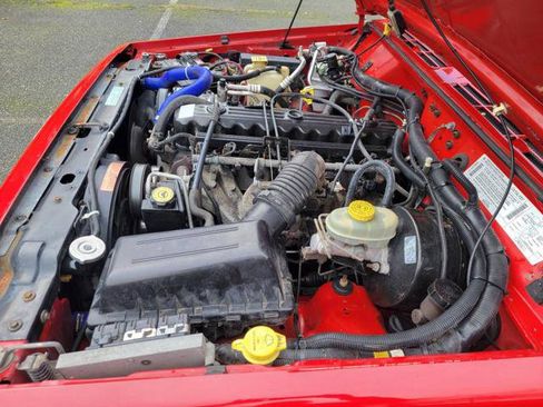 Used 1999 Jeep Cherokee Sport image 22