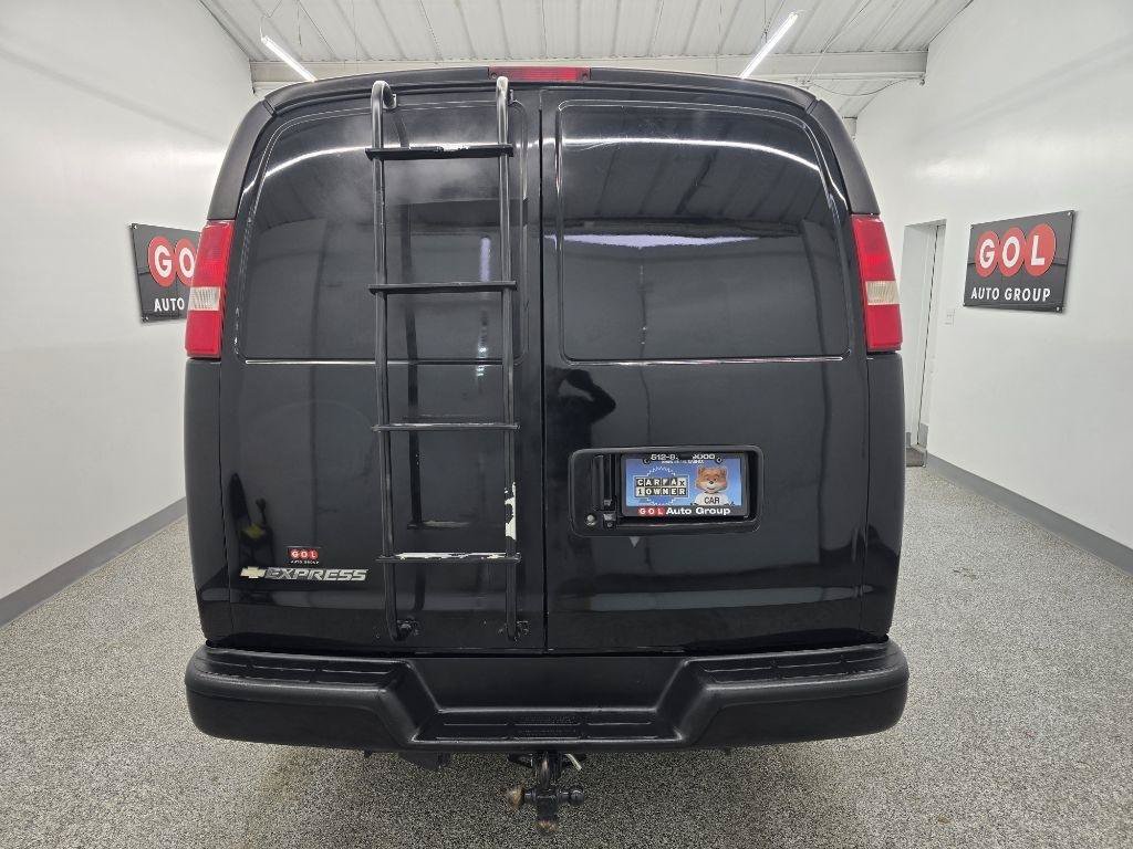 Used 2020 Chevrolet Express 2500 w/ Driver Convenience Package RWD image 5