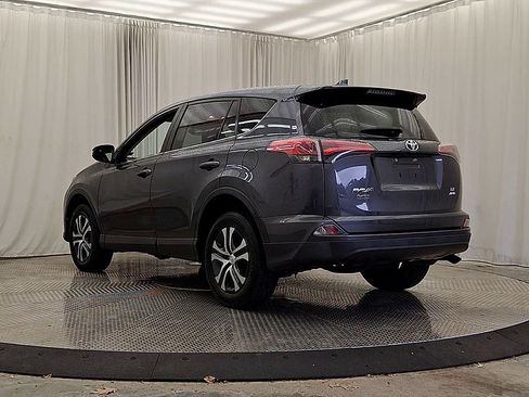 Used 2018 Toyota RAV4 LE w/ All Weather Liner Package AWD/4WD image 9