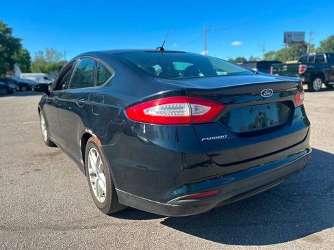 Used 2014 Ford Fusion SE FWD image 7