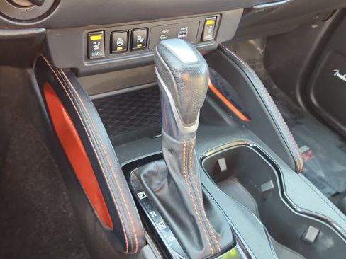 Used 2023 Nissan Frontier PRO-4X w/ Pro-4X Premium Package image 13