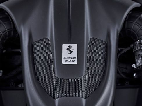 Used 2024 Ferrari Roma Spider RWD image 21