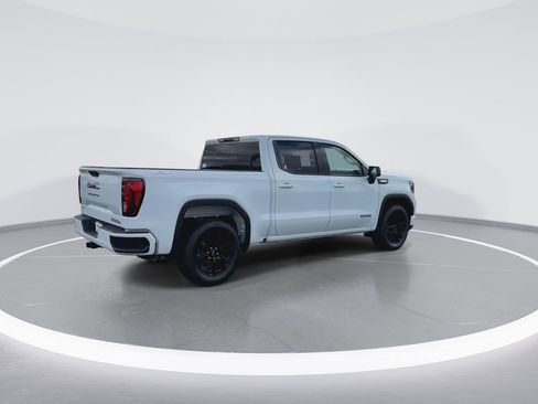 New 2026 GMC Sierra 1500 Elevation image 8