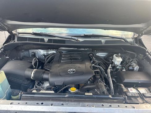 Used 2014 Toyota Tundra SR5 image 22