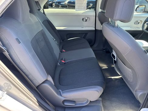Certified 2024 Hyundai Ioniq 5 SE image 15