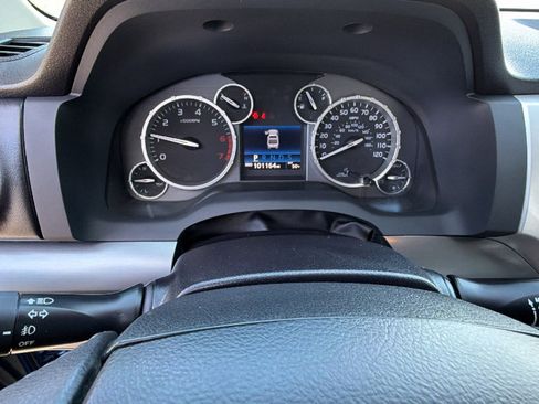 Certified 2017 Toyota Tundra Platinum image 21