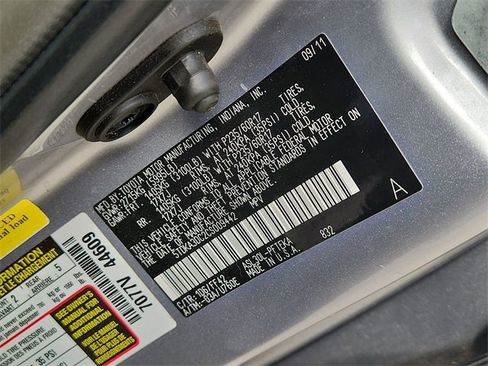 Used 2012 Toyota Sienna LE image 29