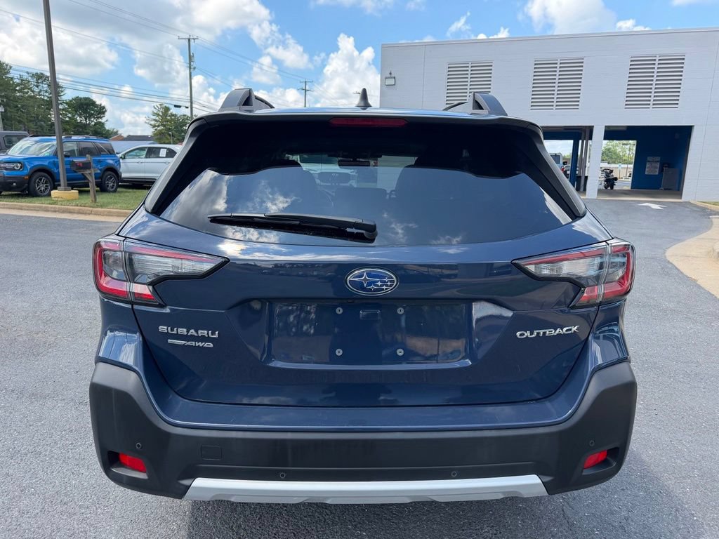 Used 2023 Subaru Outback Limited AWD/4WD image 4