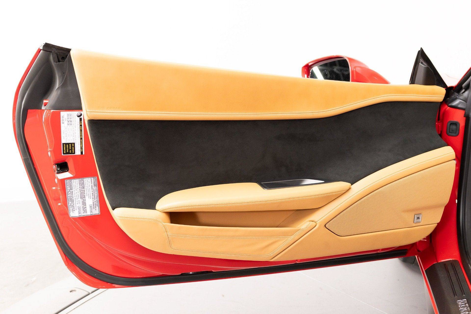 Certified 2013 Ferrari 458 Spider RWD image 62