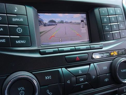 Used 2016 Ford Explorer XLT FWD image 20