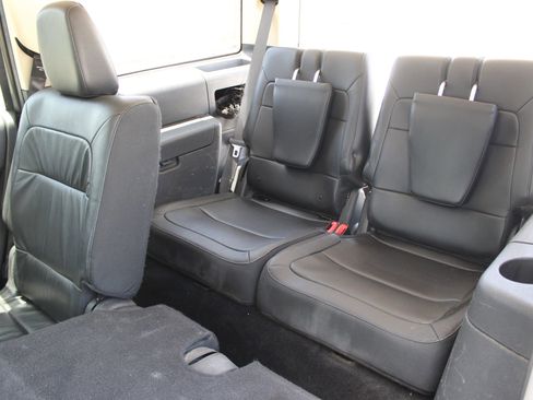 Used 2013 Ford Flex SEL FWD image 9