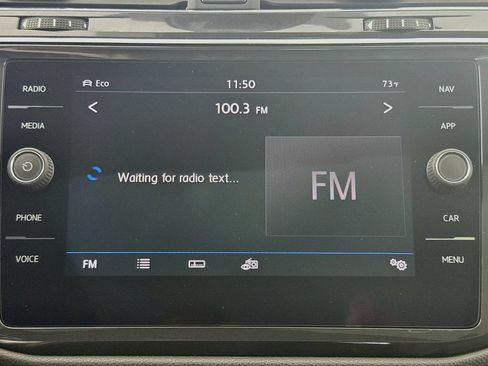 Used 2019 Volkswagen Tiguan SEL Premium R-Line AWD/4WD image 16