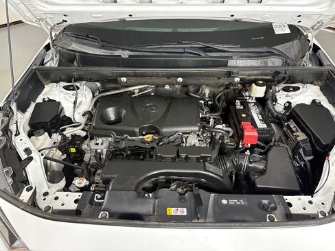 Used 2019 Toyota RAV4 XLE FWD image 43