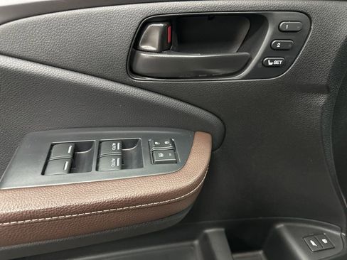 Used 2024 Honda Passport EX-L image 18