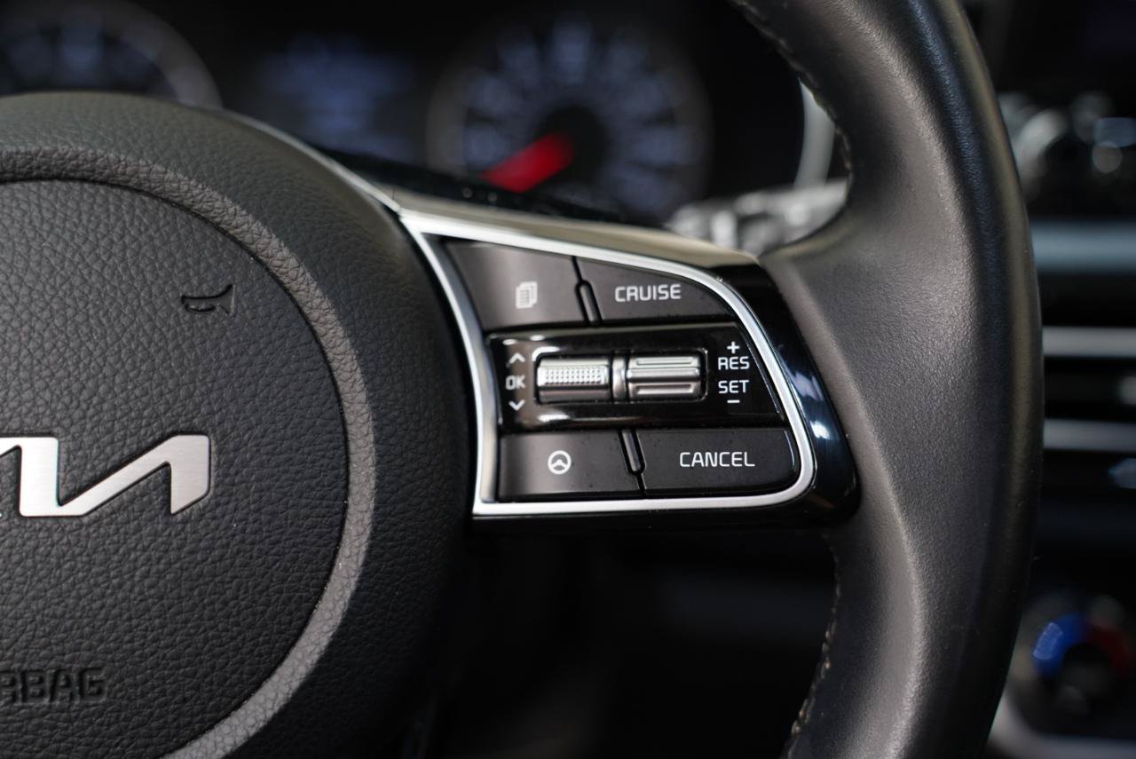 Used 2022 Kia Seltos Nightfall Edition AWD/4WD image 16