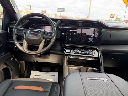 Used 2026 GMC Sierra 2500 AT4 w/ AT4 Premium Plus Package AWD/4WD image 43