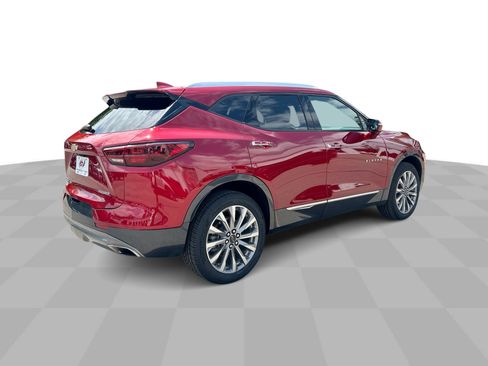 Certified 2023 Chevrolet Blazer Premier w/ Driver Confidence II Package AWD/4WD image 9