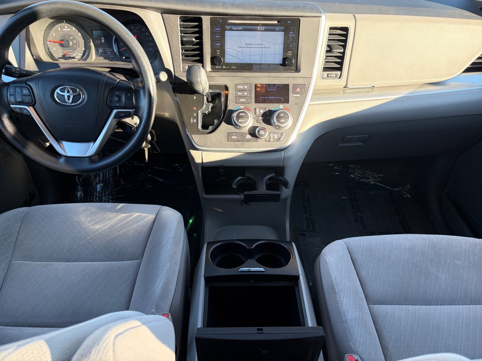 Used 2017 Toyota Sienna LE FWD image 23