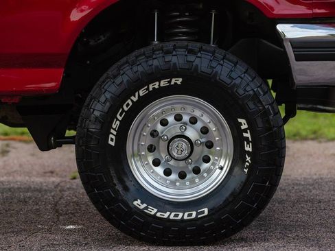 Used 1994 Ford Bronco XLT image 41