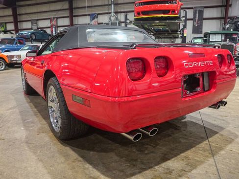 Used 1991 Chevrolet Corvette Convertible image 22